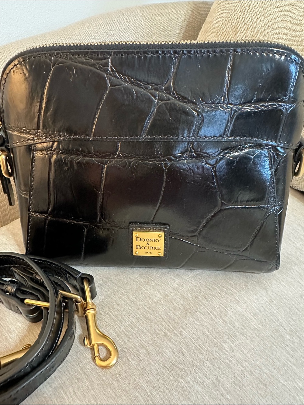 Dooney & Bourke Denison  Black Croc-Embossed Leather Crossbody NWT - Picture 16 of 16